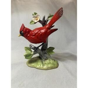 CARDINAL ON BRANCH WITH FLOWERS PORCELAIN/CERAMIC FIGURINE